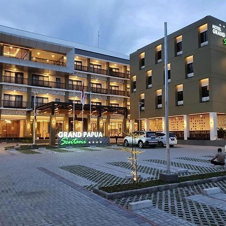 Grand Papua Hotel Sentani WEST PAPUA エクステリア 写真